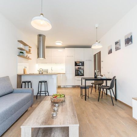 Mozart Central Apartments With Garage Prag Exterior foto