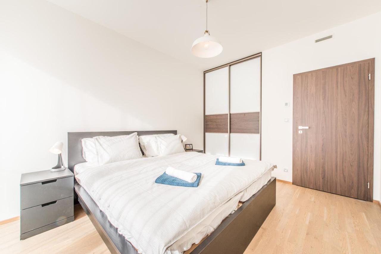 Mozart Central Apartments With Garage Prag Exterior foto