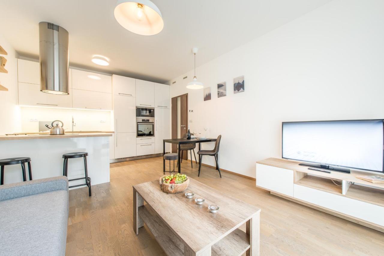 Mozart Central Apartments With Garage Prag Exterior foto